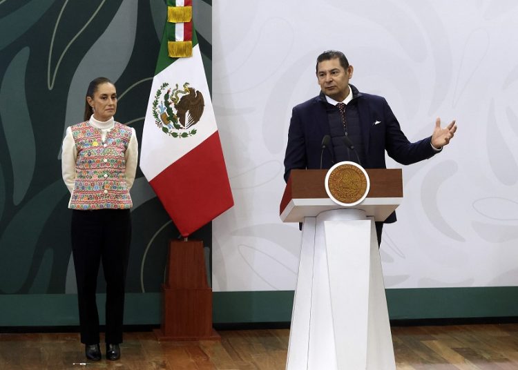 Armenta expone avances de Puebla ante Sheinbaum