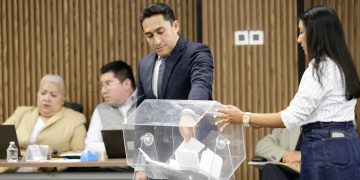 Aspirantes a la titularidad de la ASE se entrevistaron con diputados