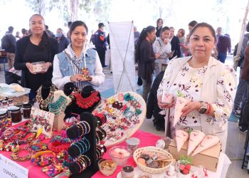 Economía social impulsa cooperativas en 56 municipios de Puebla