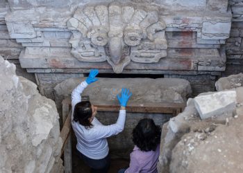 Hallazgo de una milenaria tumba zapoteca del año 600