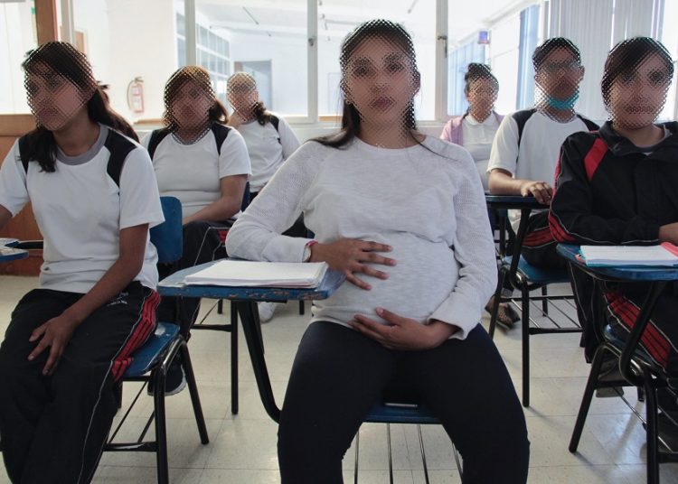 Impartirán charlas de educación sexual en escuelas para reducir embarazos adolescentes