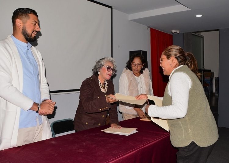 SMDIF entrega resultados de ultrasonidos a 35 cholultecas