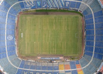 Cancha del Cuauhtémoc, lista hasta abril