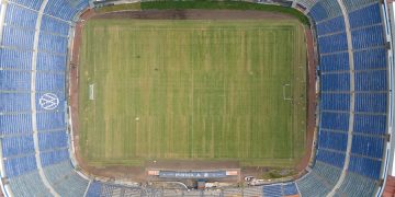 Cancha del Cuauhtémoc, lista hasta abril