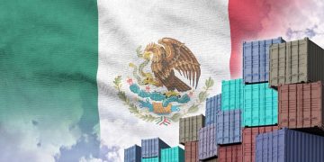 Exportaciones mexicanas crecen 7.6% pese a caída automotriz