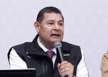 Armenta señala corresponsabilidad local en desmantelamiento de autos robados