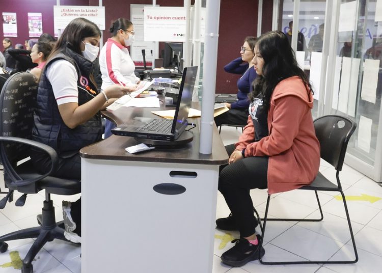 INE llama a renovar más de 224 mil credenciales que perdieron vigencia el 1 de enero