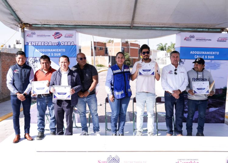 Entrega Lupita Cuautle otra calle rehabilitada en San Andrés Cholula
