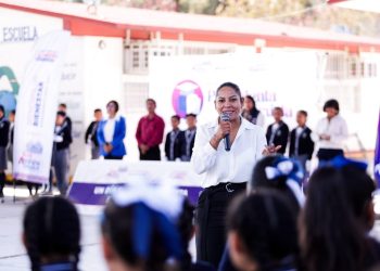 Impulsa Lupita Cuautle el talento y la excelencia académica
