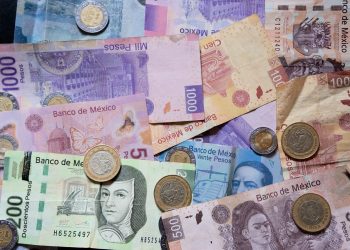 Alzas en alimentos y bebidas presionan inflación anual