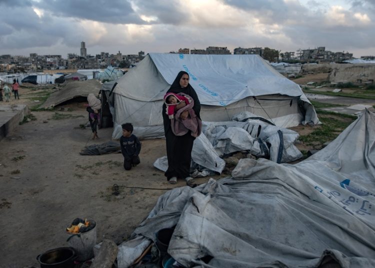 Muere cuarto bebé en Gaza a causa del frío extremo desde el inicio del invierno