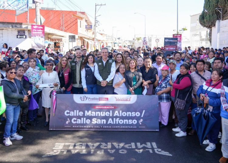 Entrega Pepe Chedraui rehabilitación vial en Santa Margarita