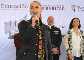 «Ya nadie les Puede Quitar la beca a los estudiantes, es un derecho permanente»: Claudia Sheinbaum
