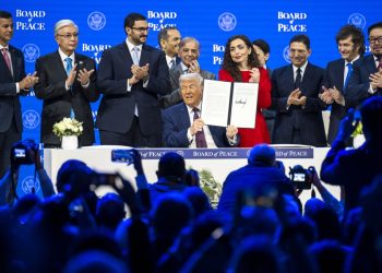 Trump lanza su Junta de Paz en Davos, se reúne con Zelenski y muestra la ‘nueva Gaza’