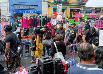Permisos a ambulantes dejaron 7 mdp en Puebla durante 2025