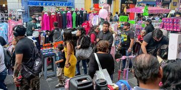 Permisos a ambulantes dejaron 7 mdp en Puebla durante 2025