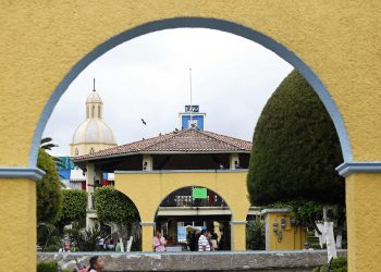 HR Ratings retira calificación crediticia a Xicotepec