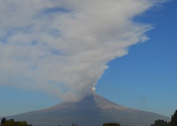 Refuerzan acciones preventivas ante actividad del Popocatépetl