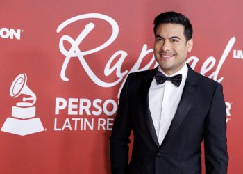 Carlos Rivera lanza ‘Sin despedida’ junto a Alejandro Fernández