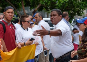 Denuncian deportación ilegal de militar a Venezuela