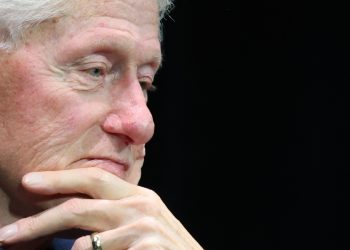Bill Clinton testificará ante el Congreso por el caso Epstein
