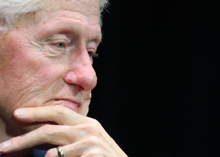 Bill Clinton testificará ante el Congreso por el caso Epstein