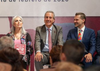 Pepe Chedraui entrega certificados ‘Hecho en México’