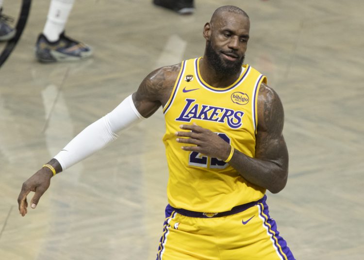 LeBron James, fuera de los premios de final de temporada de la NBA