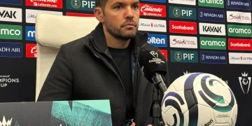 Estamos en condiciones de competir en los dos torneos: Larcamón