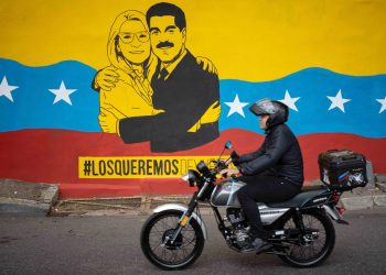 Protesta simbólica en México por Maduro