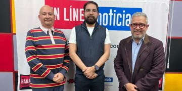 Dan energía eléctrica limpia a 800 escuelas en oscuridad