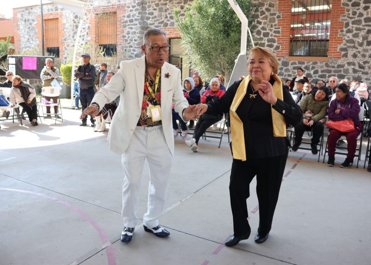 Celebra Casa del Abue 20 años de cuidado y cariño a la vejez poblana