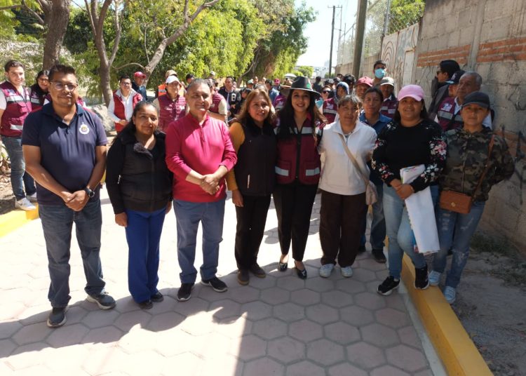 Con participación ciudadana, Tonantzin Fernández impulsa faena en Momoxpan