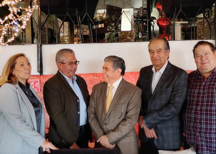 Piden piso parejo en elecciones de CMIC Puebla