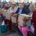 Gobierno de Pepe Chedraui entrega apoyos alimentarios a familias de Guadalupe Tecola