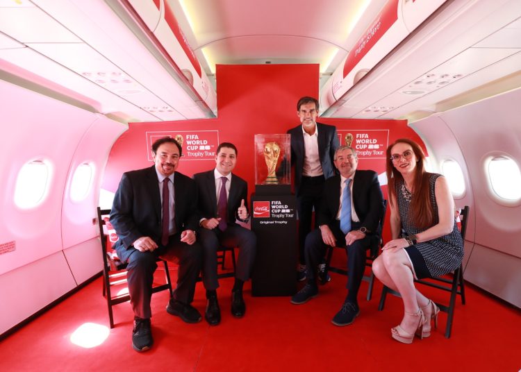 Tour del Trofeo de la Copa Mundial de la FIFA™, presentado por Coca-Cola, inicia su recorrido en México