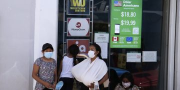 Remesas crecen en Puebla y caen a nivel nacional