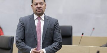 Proponen aumentar pena por abandono de menores de dos años