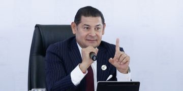 Armenta confirma cese de 19 funcionarios de SEP por irregularidades