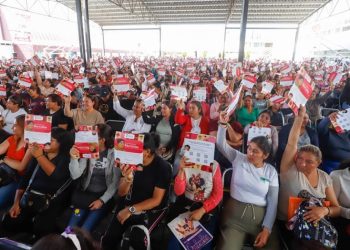 Gobierno de Puebla impulsa registro universal de la Beca Rita Cetina