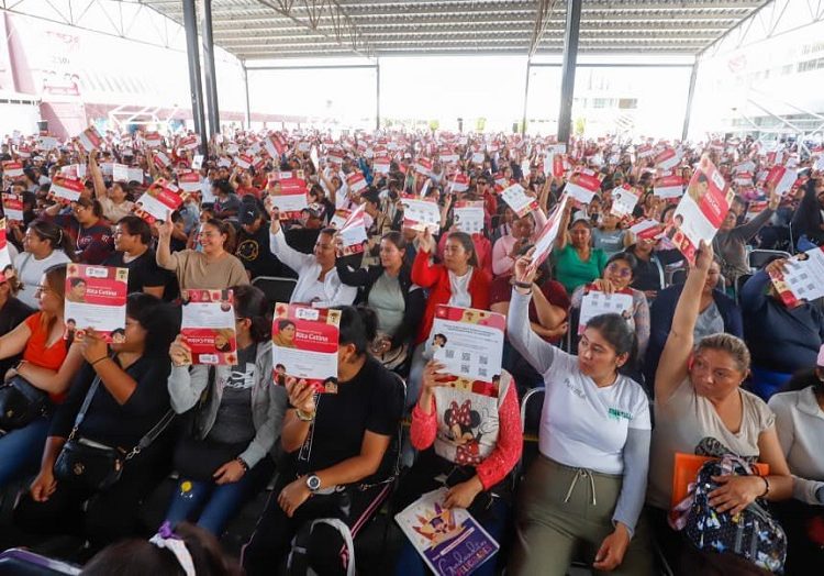 Gobierno de Puebla impulsa registro universal de la Beca Rita Cetina