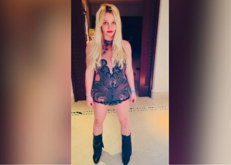 Britney Spears confiesa que le teme a su familia