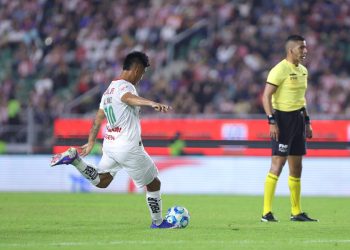 Chivas lidera el Clausura después de 5 fechas