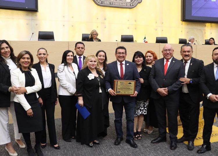 Congreso conmemora 121 años de Rotary International