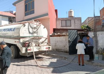 Ayuntamiento de San Andrés Cholula facilita agua a pobladores de Concepción Guadalupe
