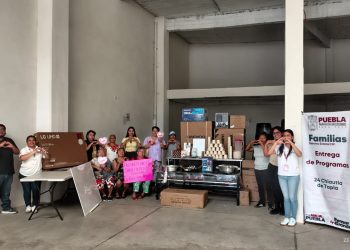 Apoyos del Sedif impulsan permanente bienestar de familias poblanas