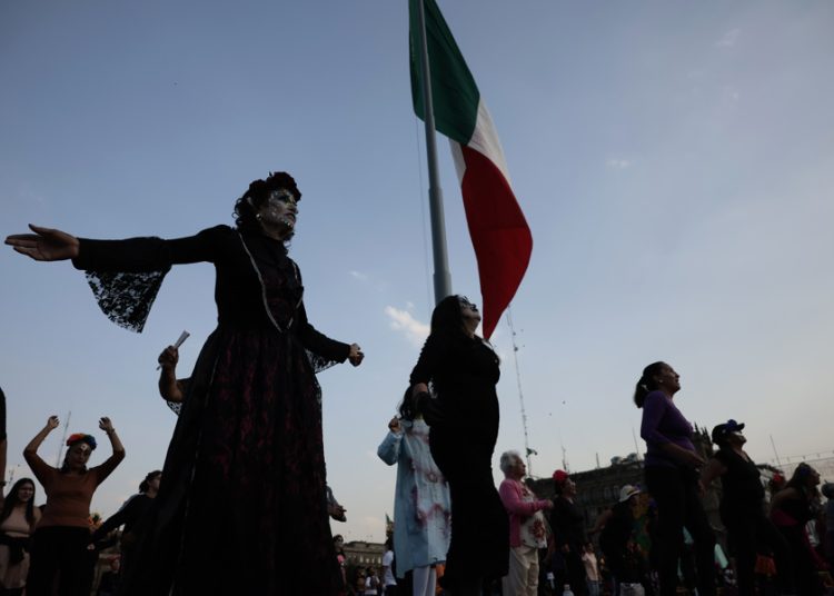 CDMX celebra baile multitudinario rumbo al Mundial «sin fronteras»