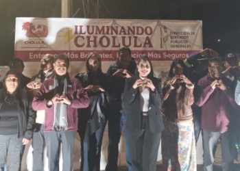 Tonantzin Fernández ilumina accesos a la Zona Arqueológica