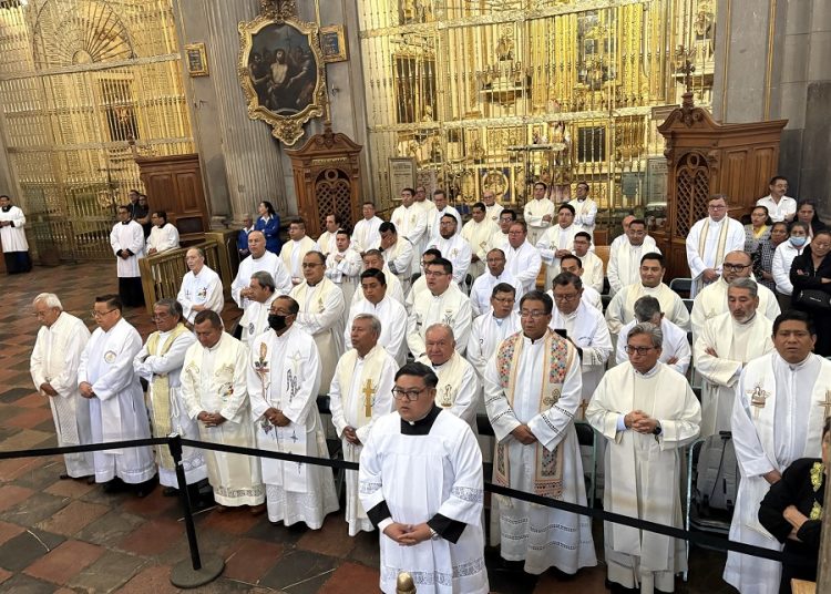 Ordenan a 8 nuevos sacerdotes para la Arquidiócesis de Puebla