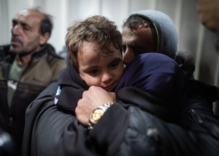 Israel únicamente permitió a 12 palestinos entrar anoche a Gaza por Rafah